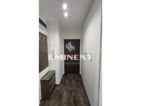 Rent, three bedroom apartment, 79m², Bežanijska Kosa Sve Podlokacije, Beograd - image 9
