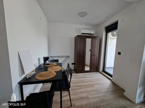 Rent, two bedroom apartment, 41m², Uciteljsko Naselje, Zvezdara Sve Podlokacije - image 9