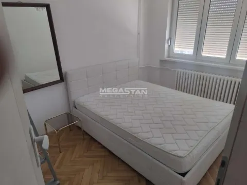 Rent, two bedroom apartment, 40m², Stari Grad, Beograd - image 2
