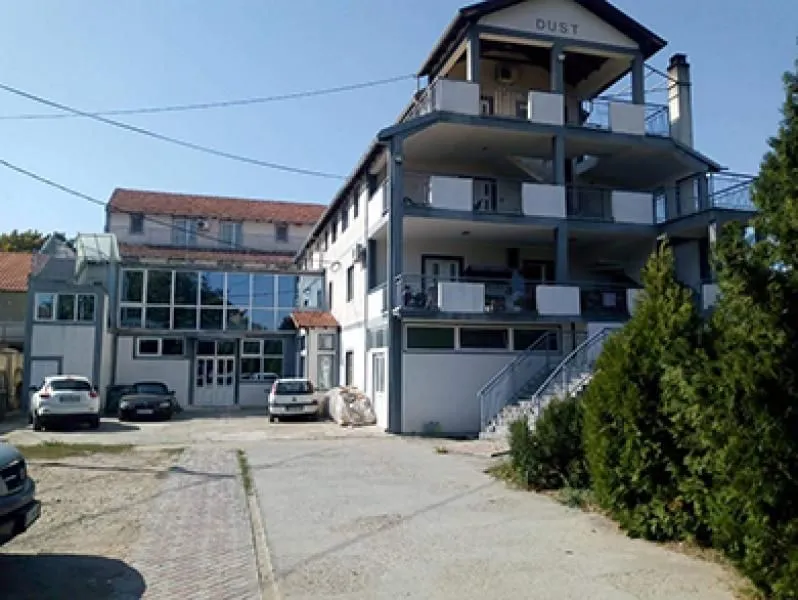 Rent, office space, 2000m², Altina, Beograd