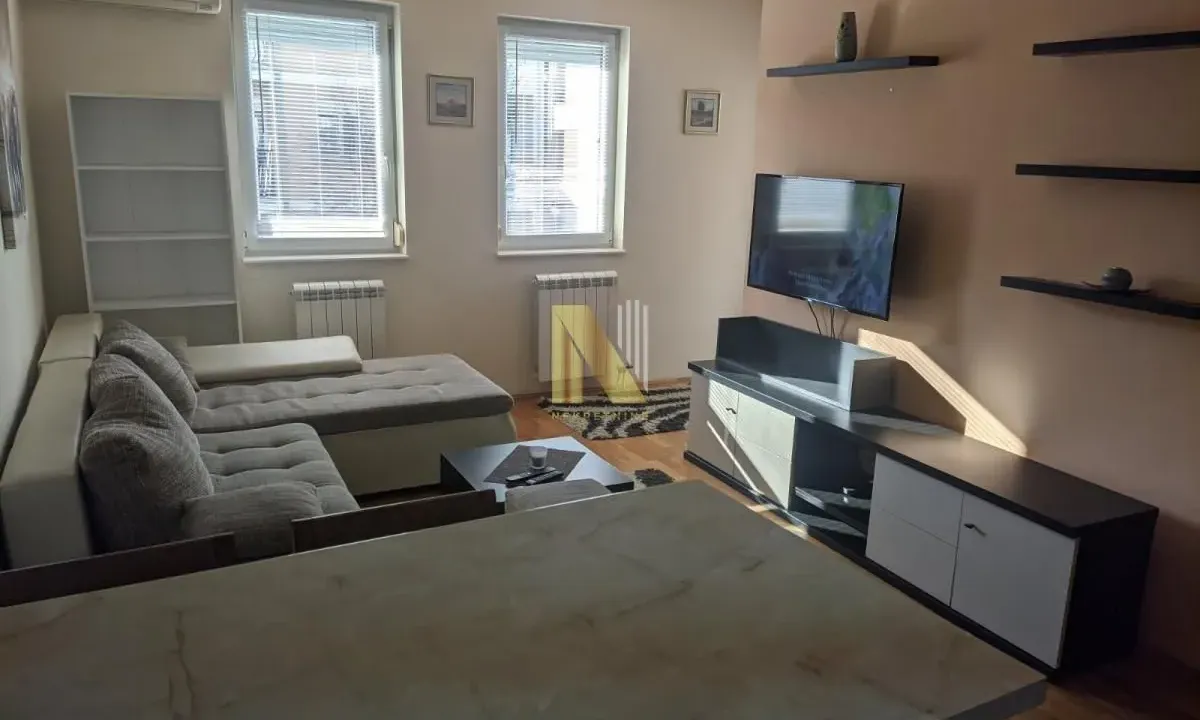 Prodaja, dvosoban stan, 47m², Sajmište, Novi Sad