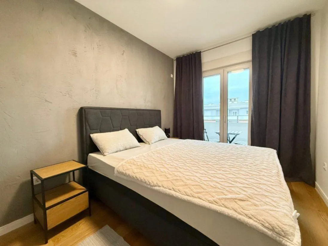 Prodaja, jednosoban stan, 49m², Central Point, Podgorica