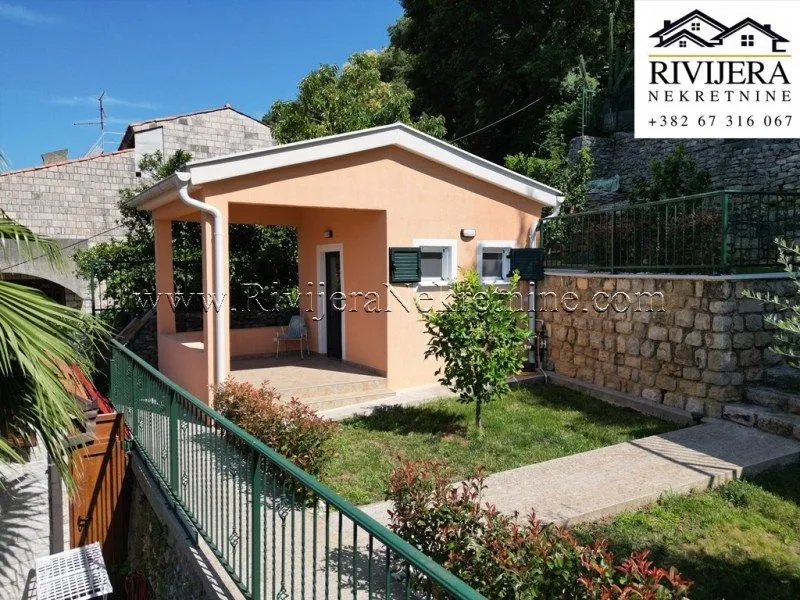 Prodaja, kuća, 101m², Centar, Herceg Novi