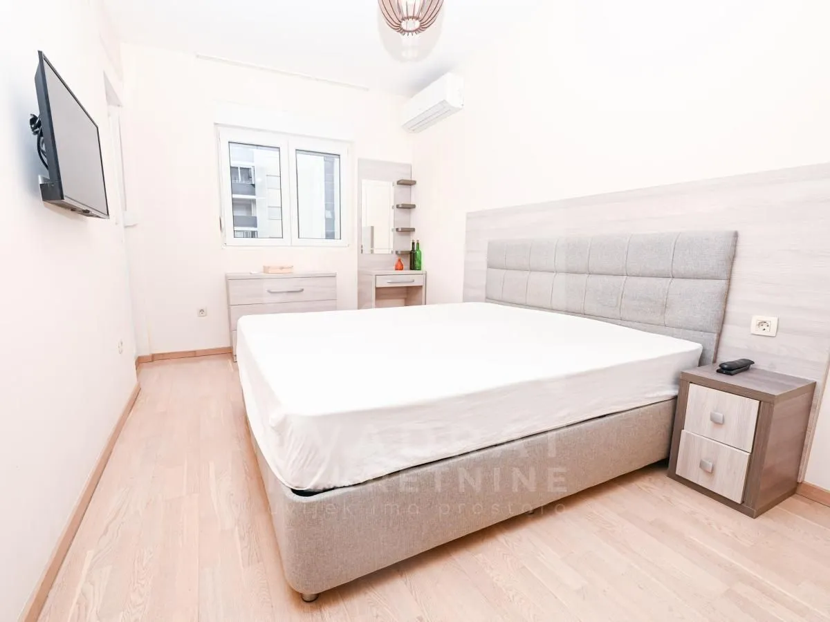 Rent, two bedroom apartment, 72m², City Kvart, Podgorica