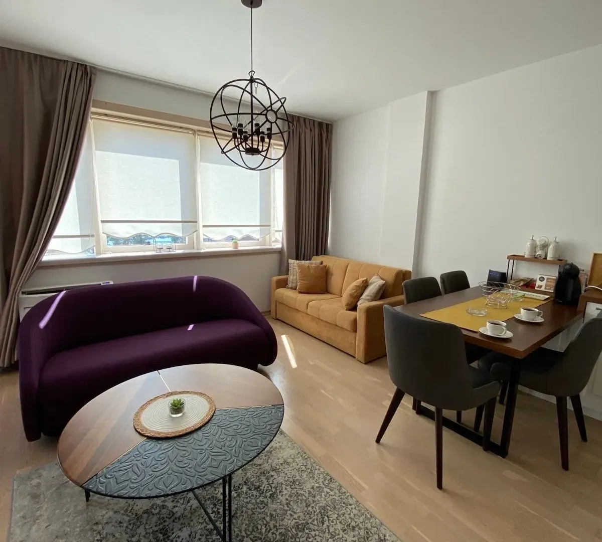 Izdavanje, jednosoban stan, 47m², Centar, Budva