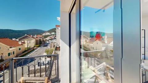Prodaja, jednosoban stan, 42m², Tivat, Crna Gora - image 11
