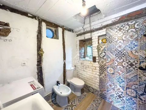 Prodaja, kuća, 250m², Dobre Vode, Bar - image 6