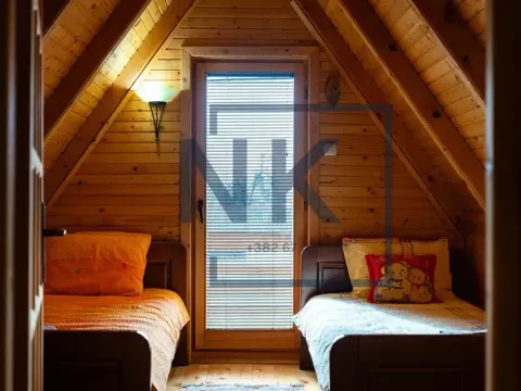 Prodaja, kuća, 180m², Centar, Kolašin - image 18