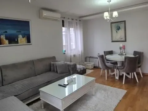 Sale, three bedroom apartment, 61m², Lekino Brdo, Voždovac Sve Podlokacije - image 4