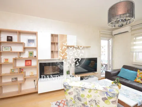 Izdavanje, jednosoban stan, 47m², City Kvart, Podgorica - image 12