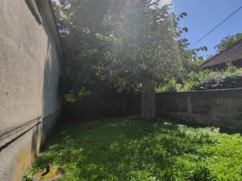 Prodaja, kuća, 100m², Lovci, Jagodina - image 38