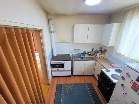 Prodaja, kuća, 81m², Ledena Stena, Niš - image 13