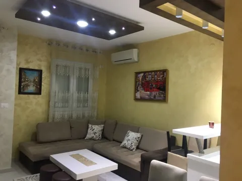 Rent, two bedroom apartment, 68m², City Kvart, Podgorica - image 2