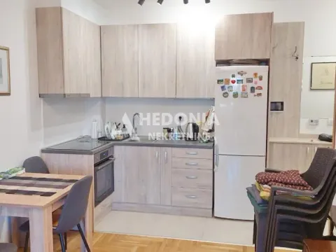 Rent, one bedroom apartment, 38m², Ledine, Beograd - image 3