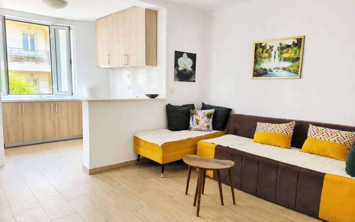 Rent, two bedroom apartment, 47m², Budva, Crna Gora