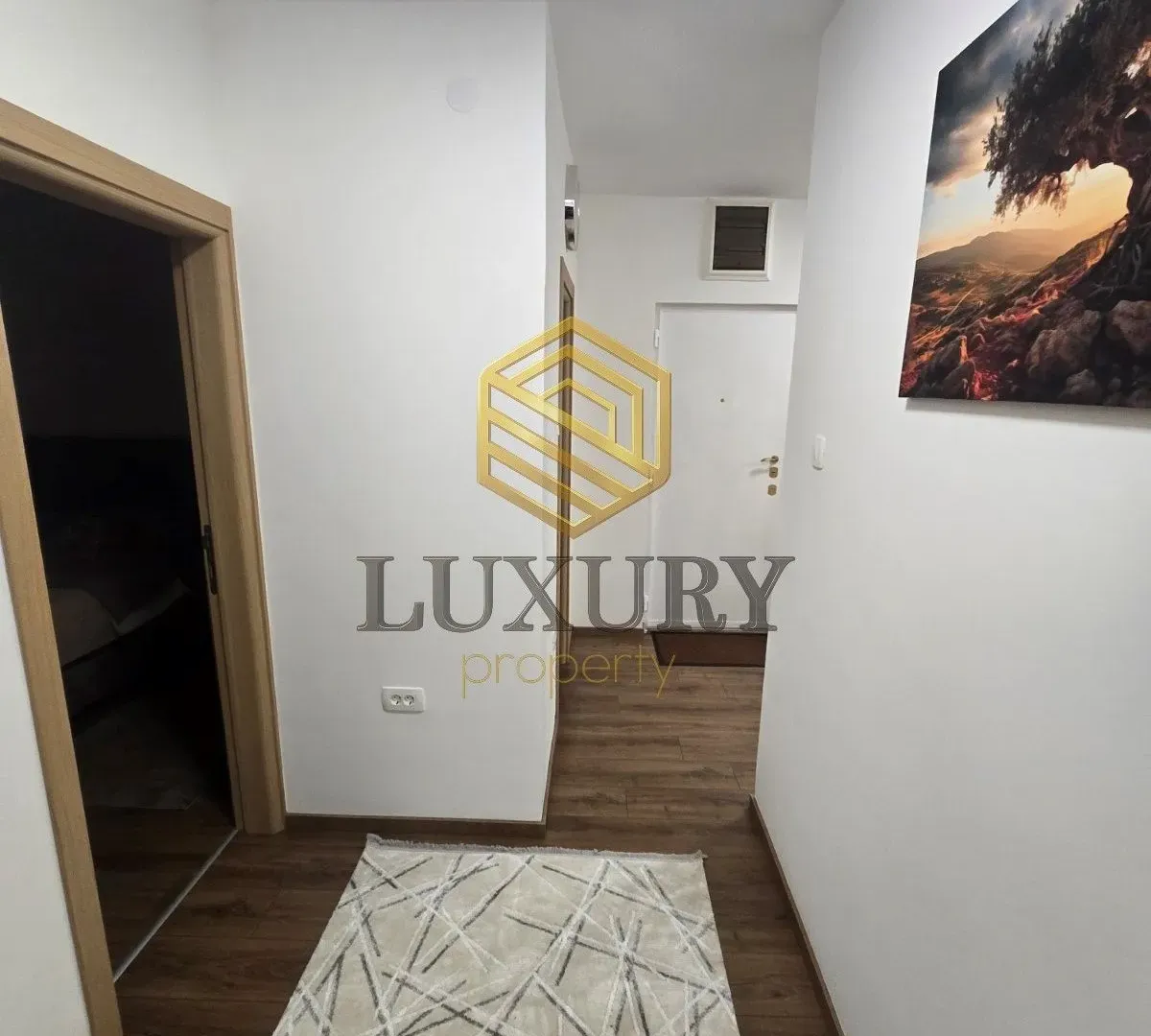 Rent, three bedroom apartment, 103m², Tološi, Podgorica