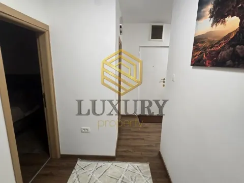 Izdavanje, trosoban stan, 103m², Tološi, Podgorica - image 3