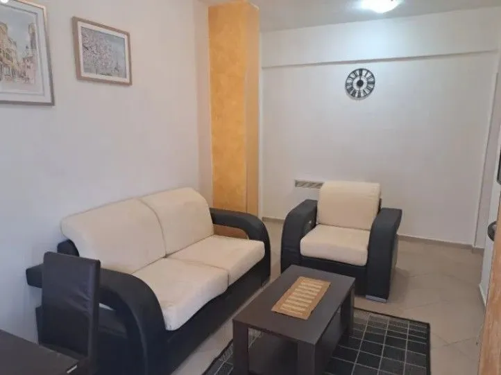 Rent, one bedroom apartment, 40m², Seljanovo, Tivat