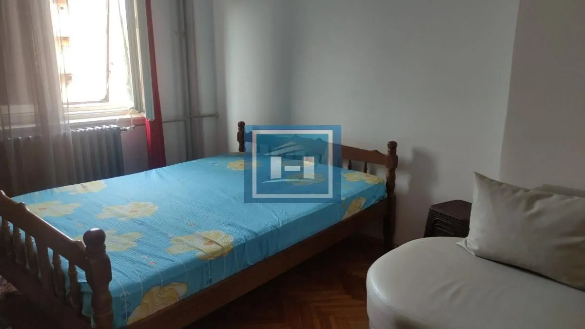 Izdavanje, dvosoban stan, 55m², Centar, Jagodina
