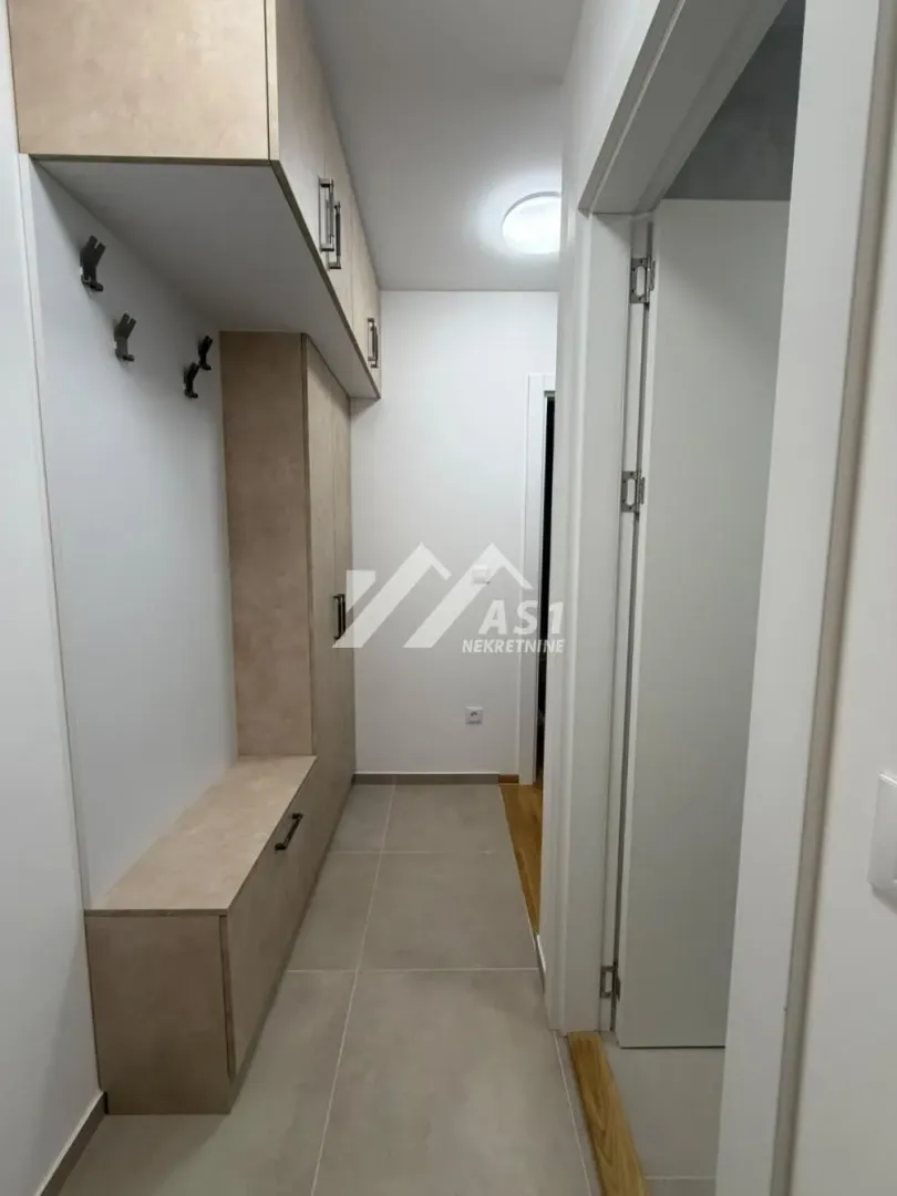 Izdavanje, dvosoban stan, 45m², Telep, Novi Sad Sve Podlokacije
