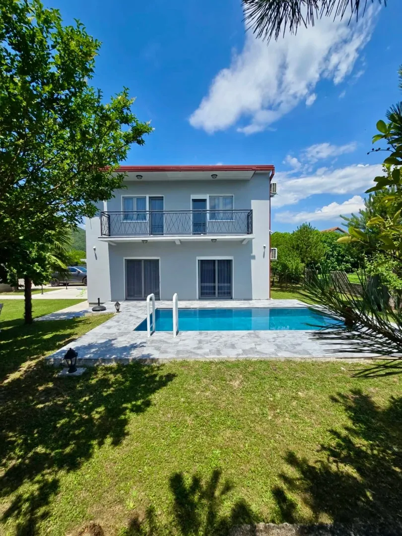 Rent, house, 144m², Jastreb, Danilovgrad
