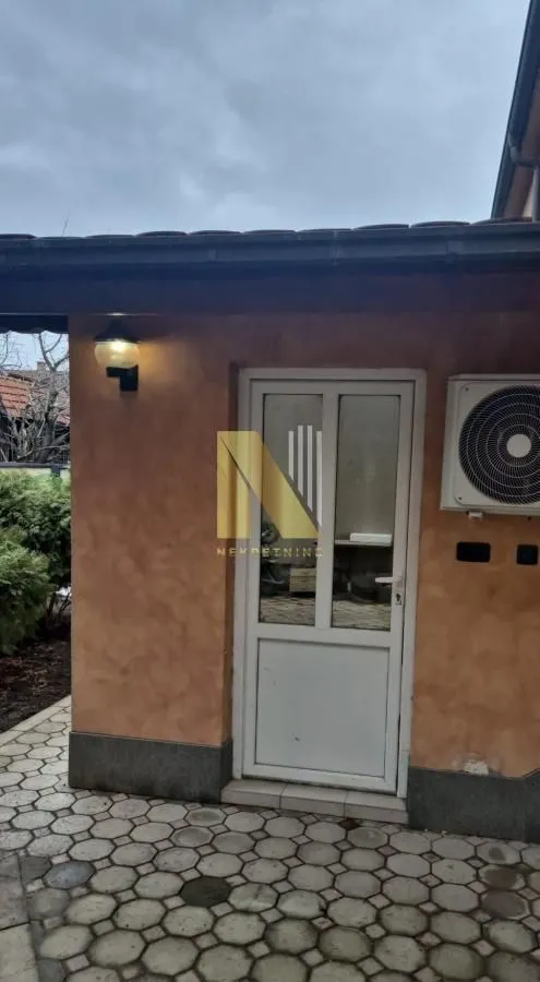 Izdavanje, dvosoban stan, 53m², Klisa, Novi Sad Sve Podlokacije