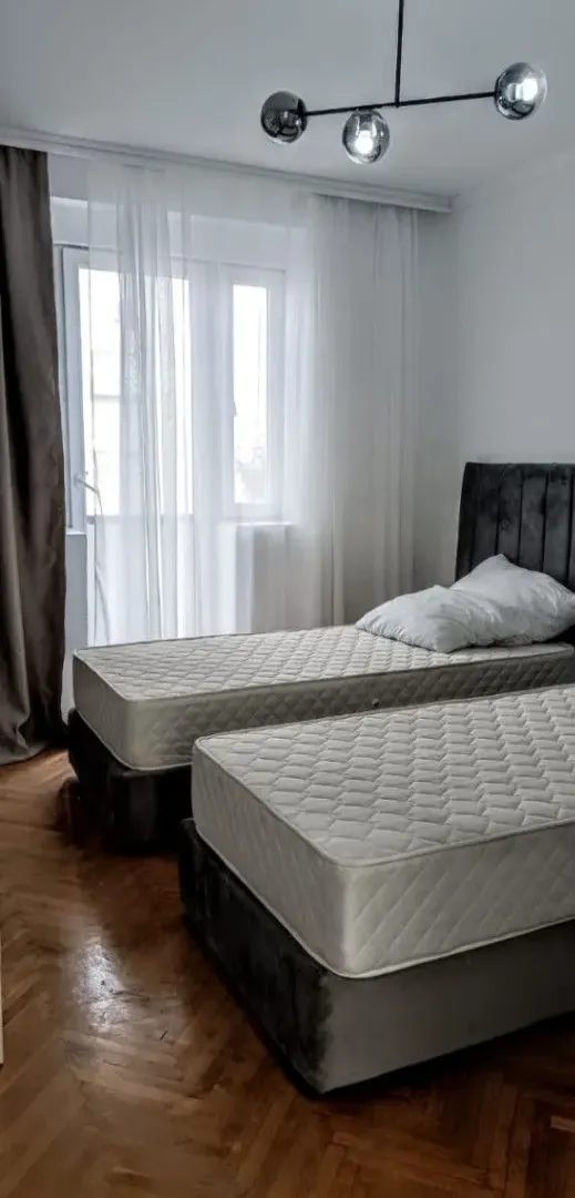 Izdavanje, dvosoban stan, 70m², Preko Morače, Podgorica