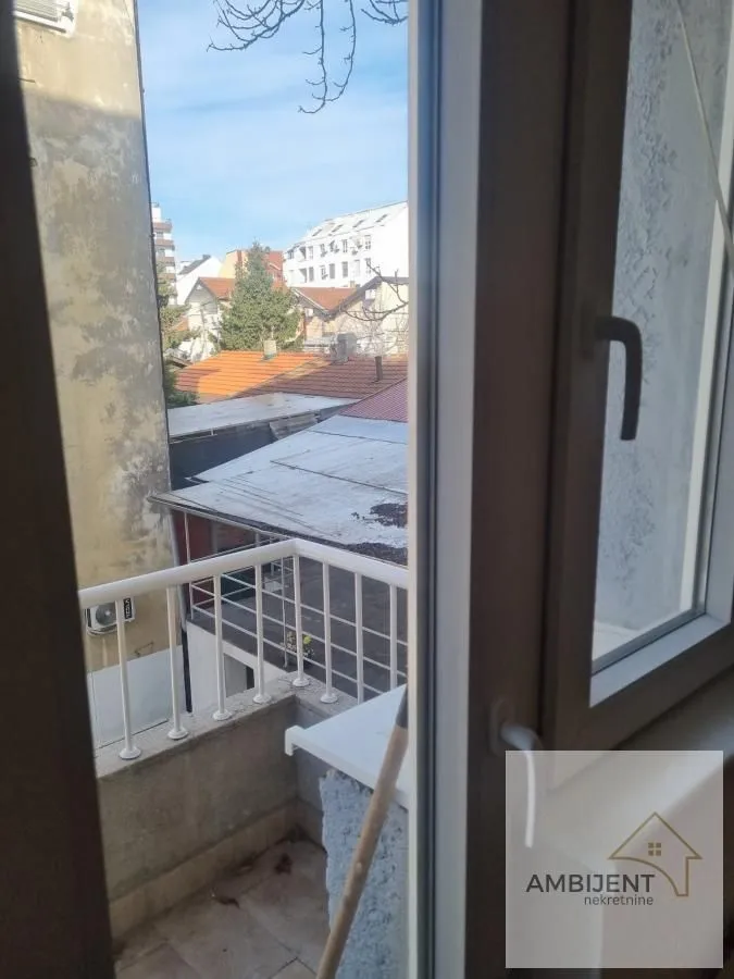 Sale, three bedroom apartment, 78m², Južni Bulevar, Vračar Sve Podlokacije