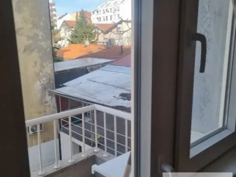 Prodaja, trosoban stan, 78m², Južni Bulevar, Vračar Sve Podlokacije - image 10