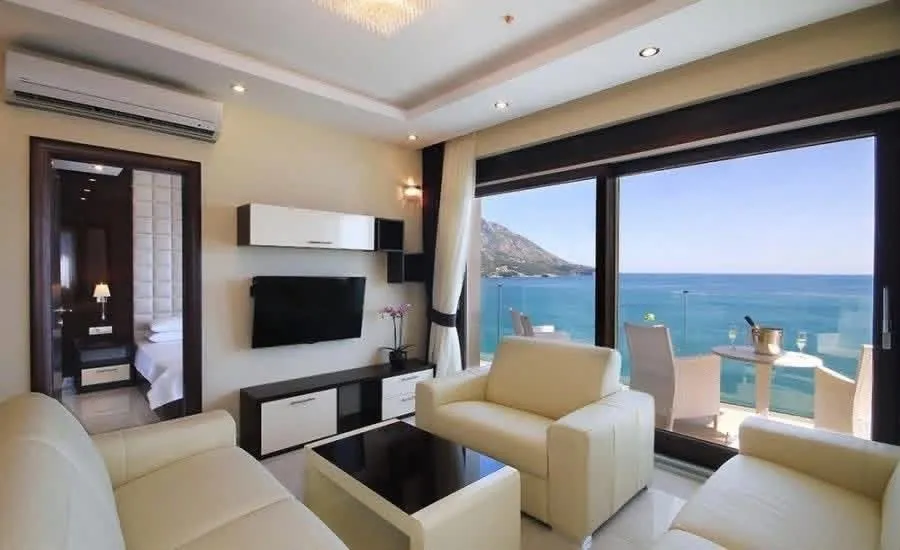 Prodaja, dvosoban stan, 80m², Bečići, Budva