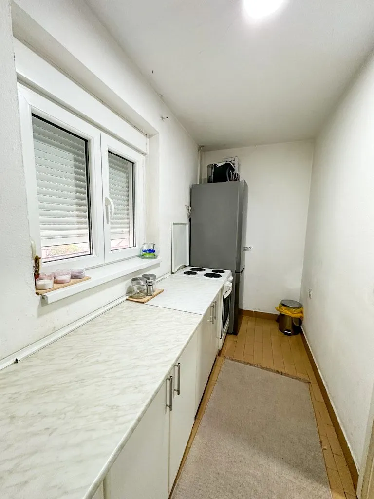 Izdavanje, kuća, 100m², Stari Aerodrom, Podgorica