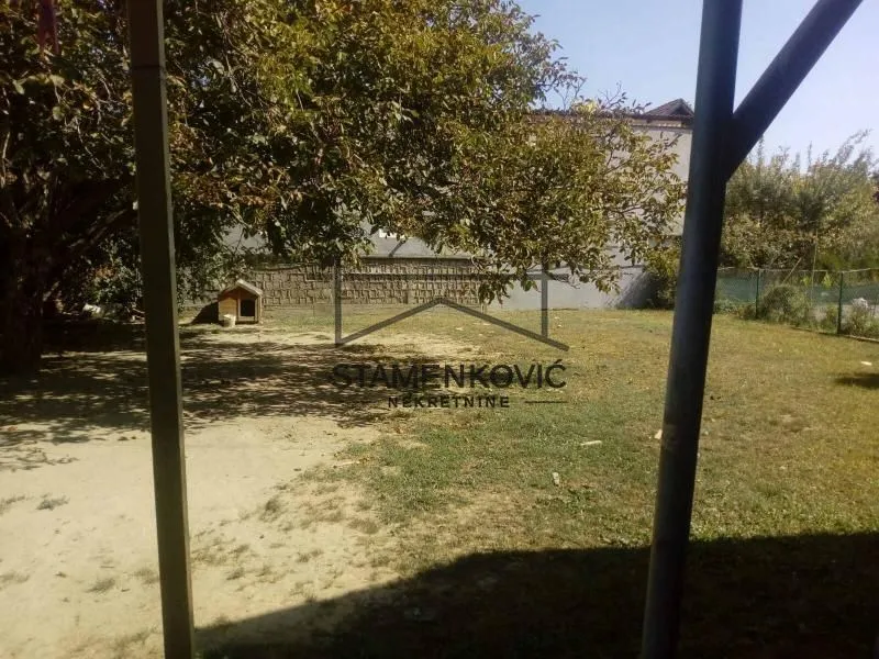 Prodaja, kuća, 300m², Veternik, Novi Sad Sve Podlokacije