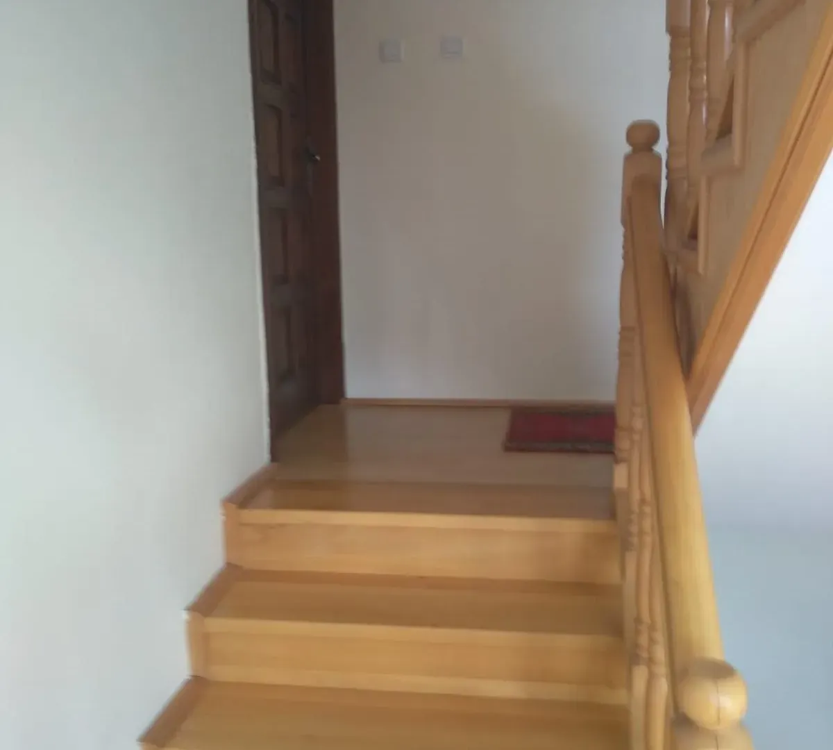 Prodaja, kuća, 340m², Tološi, Podgorica