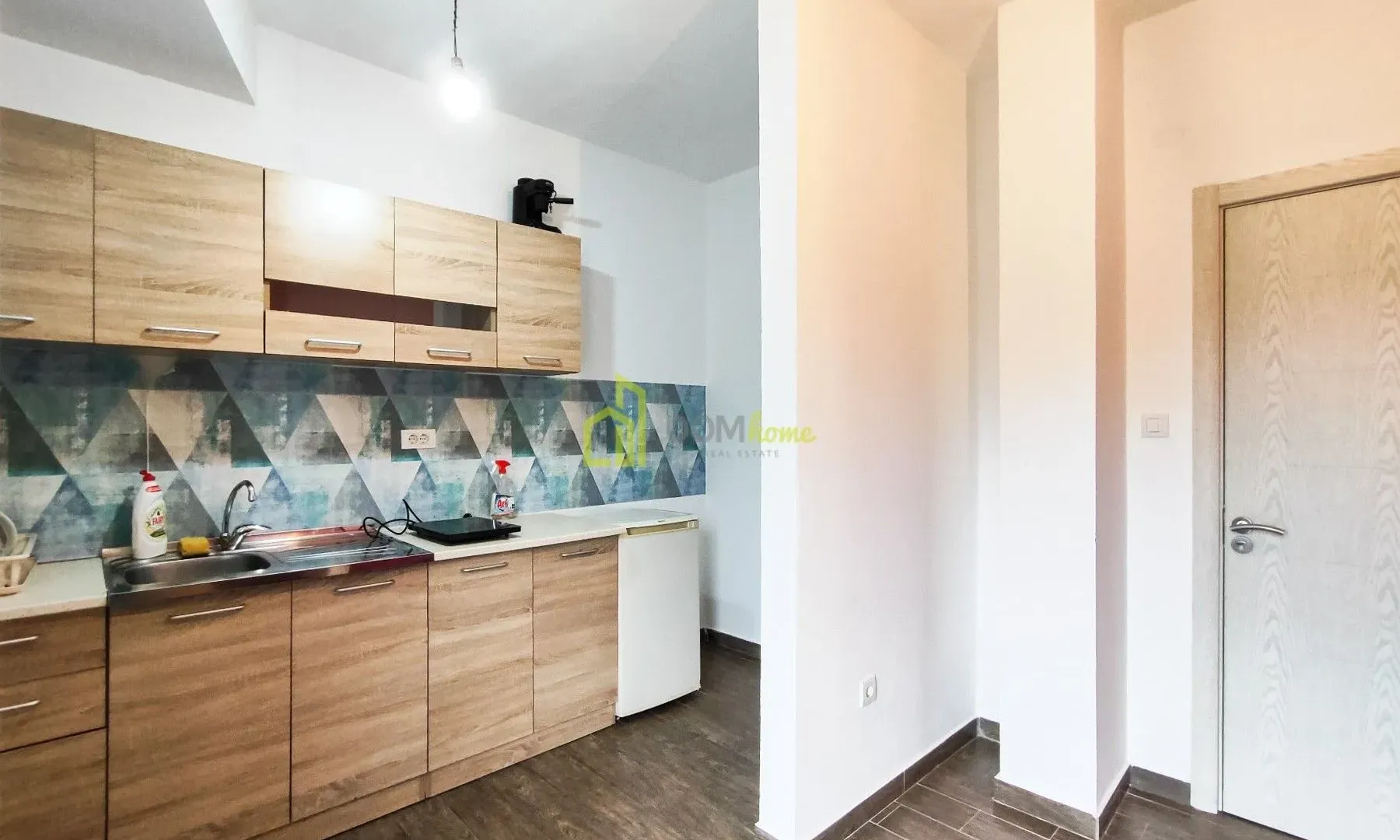 Rent, office space, 70m², Tološi, Podgorica
