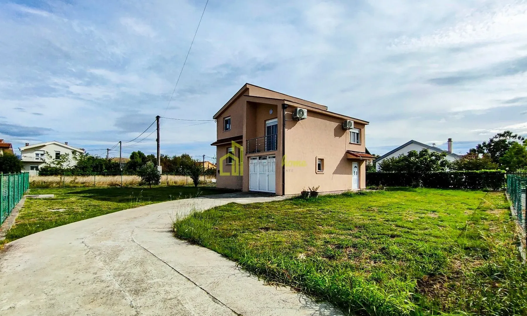 Sale, house, 160m², Donja Gorica, Podgorica