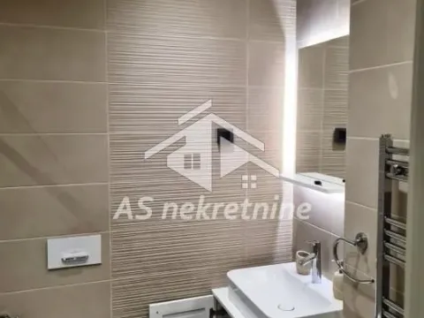 Izdavanje, trosoban stan, 85m², Novi Beograd Blok 67, Novi Beograd Sve Podlokacije - image 13