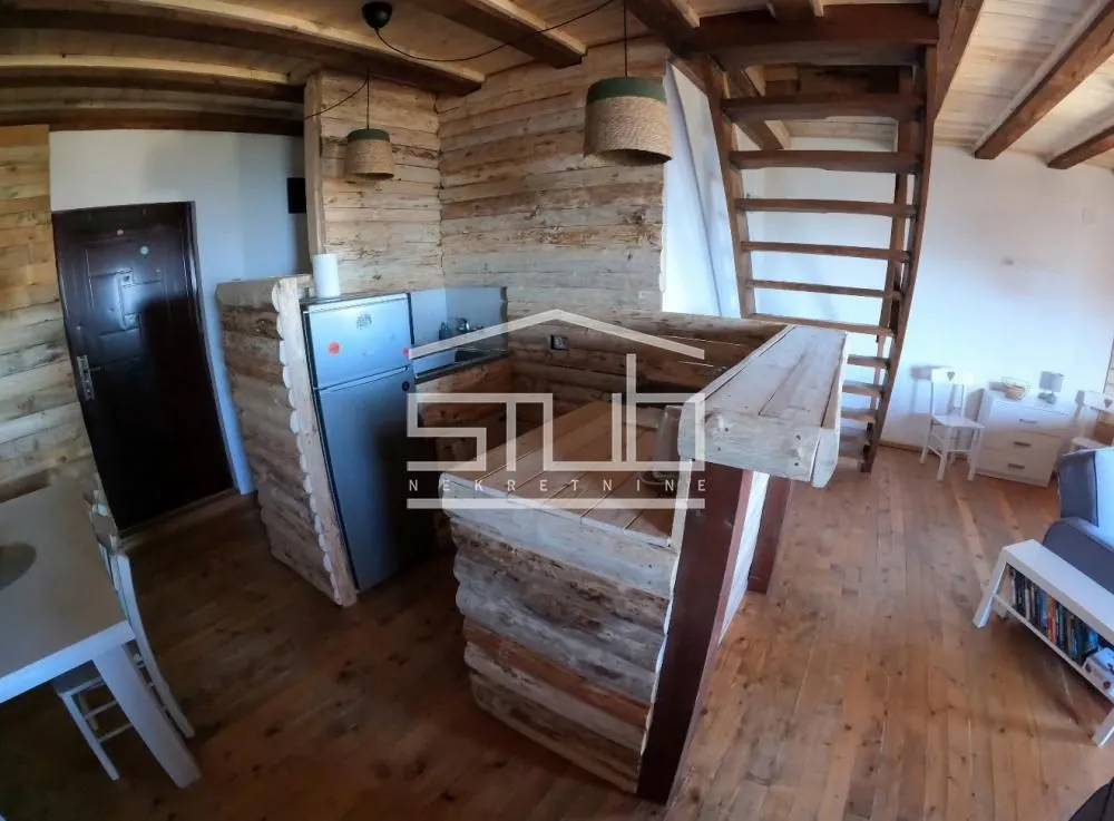 Prodaja, kuća, 77m², Kraljevi Čardaci, Kopaonik