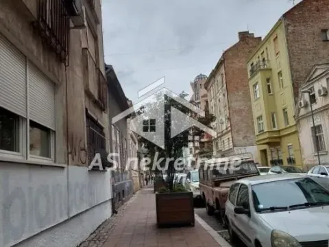 Izdavanje, dvosoban stan, 55m², Stari Grad, Beograd - image 15