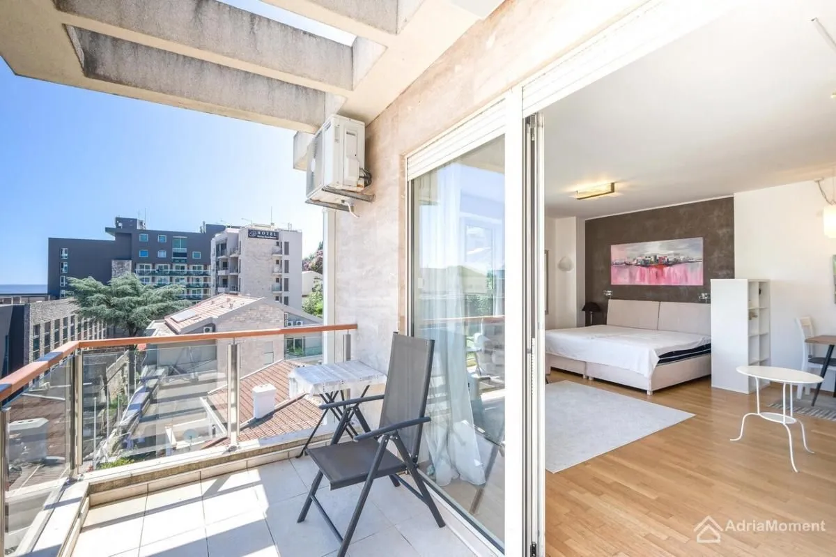 Sale, two bedroom apartment, 75m², Centar, Budva