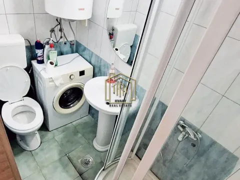 Izdavanje, dvosoban stan, 58m², Zlatica, Podgorica - image 5