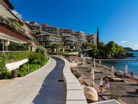 Sale, two bedroom apartment, 170m², Zavala, Budva - image 20