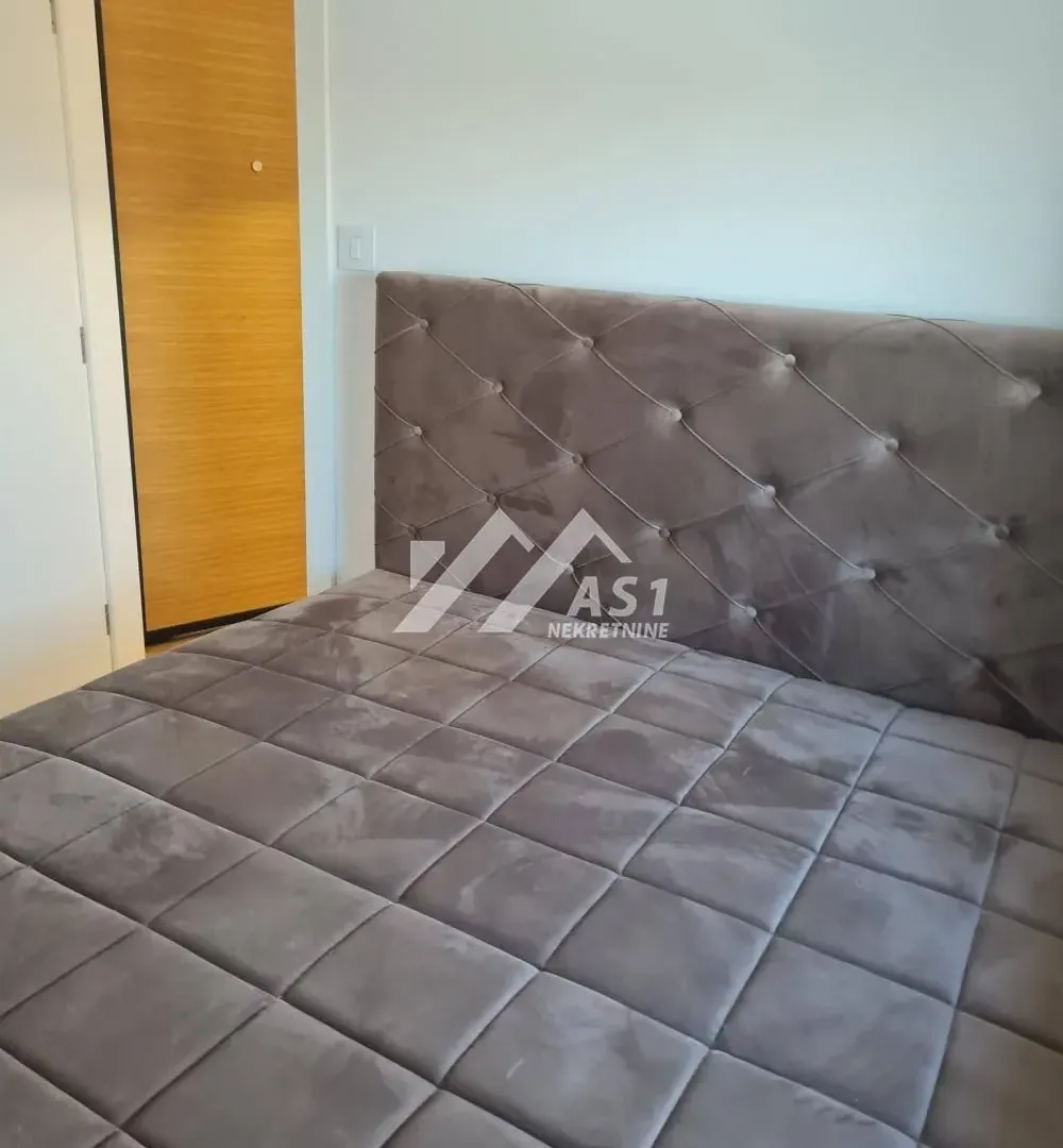 Izdavanje, jednosoban stan, 40m², Novi Sad Sve Podlokacije, Novi Sad