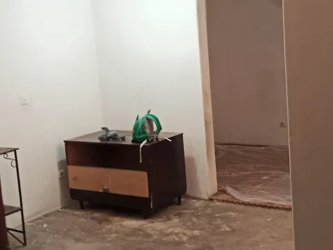 Sale, one bedroom apartment, 33m², Centar, Ub - image 2