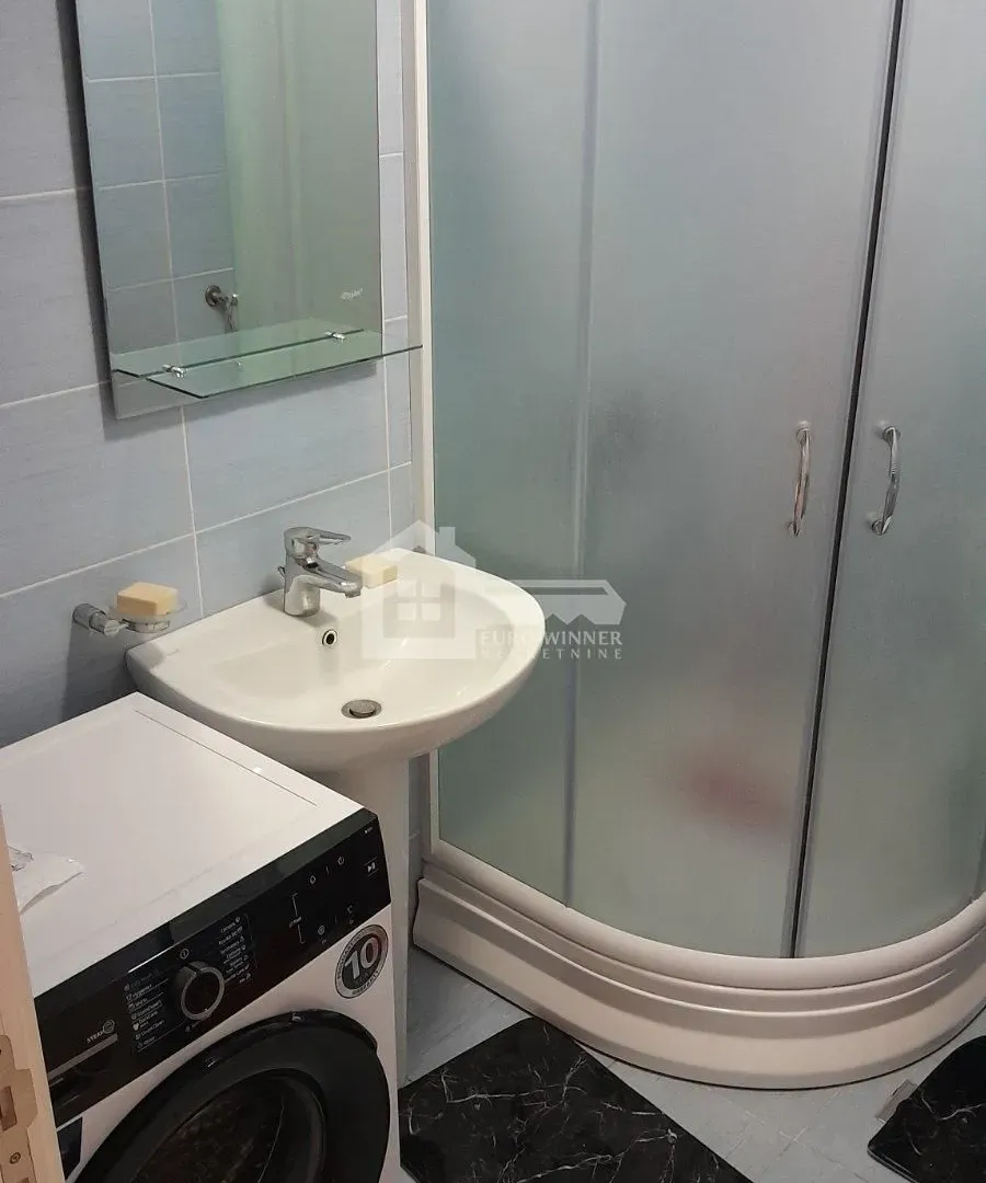 Izdavanje, jednosoban stan, 32m², Neimar, Vračar Sve Podlokacije