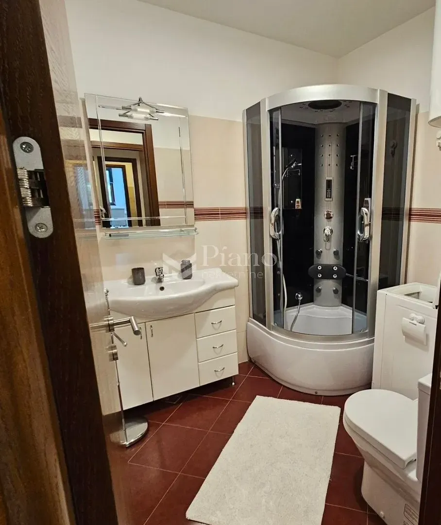 Rent, two bedroom apartment, 72m², Gorica C, Podgorica