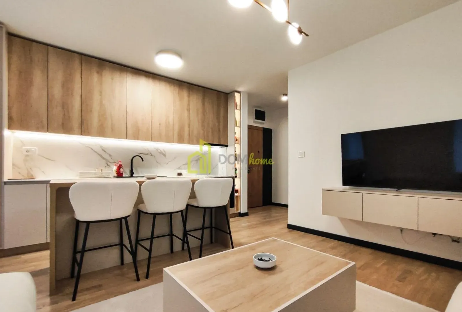 Izdavanje, jednosoban stan, 50m², Gorica C, Podgorica