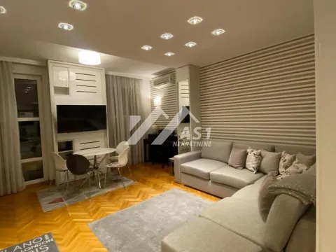 Izdavanje, dvosoban stan, 50m², Novi Sad Sve Podlokacije, Novi Sad - image 2