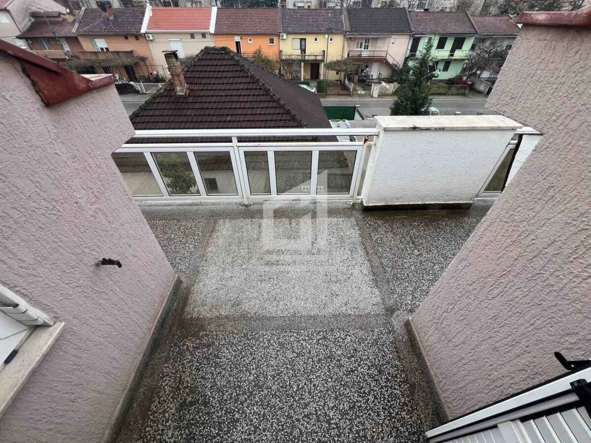 Rent, three bedroom apartment, 135m², Stari Aerodrom, Podgorica