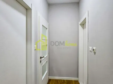 Izdavanje, dvosoban stan, 75m², Centar, Podgorica - image 14