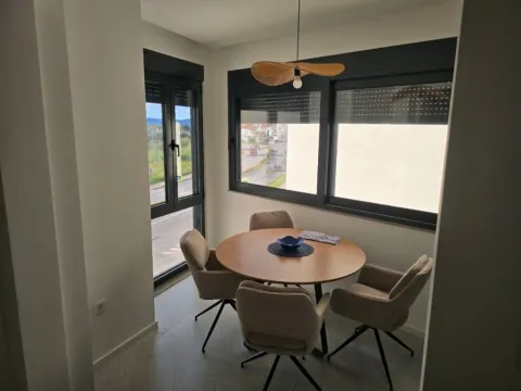 Rent, one bedroom apartment, 40m², Šušanj, Bar - image 5